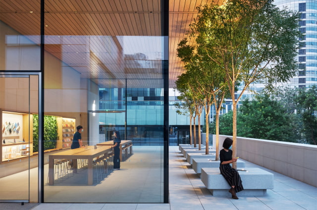 New Apple Sanlitun Retail Store Opens Today in Beijing [Photos]