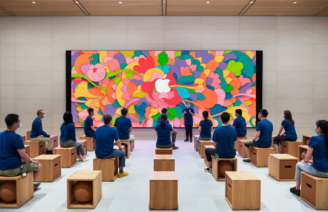 New Apple Sanlitun Retail Store Opens Today in Beijing [Photos]