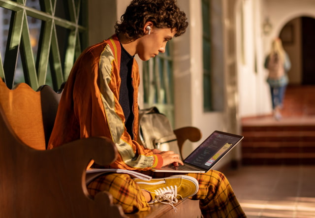 Apple Unveils New M1 Chip for Mac