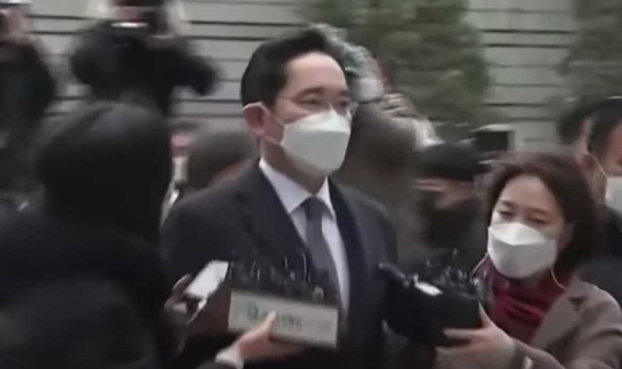 Samsung Heir Sentenced to 2.5 Years in Prison for Bribery [Report]