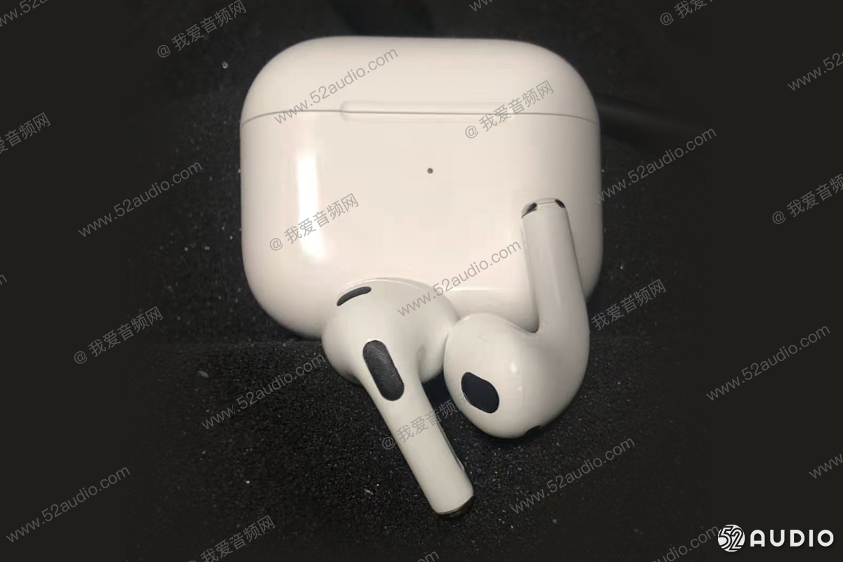 Alleged AirPods 3 Photo Leaked