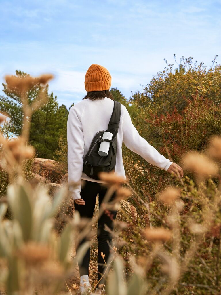 Sonos Officially Unveils New &#039;Sonos Roam&#039; Ultra-Portable Smart Speaker [Video]
