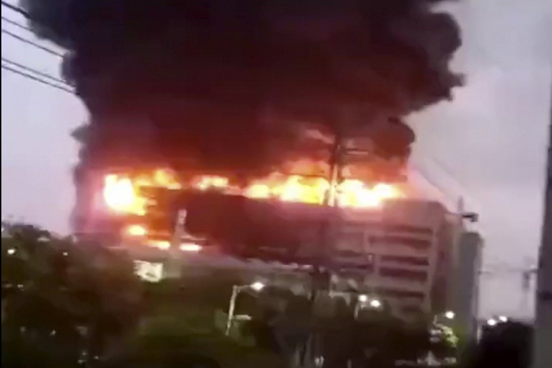 Gigantic Fire at Apple Supplier Casetek Kills Eight