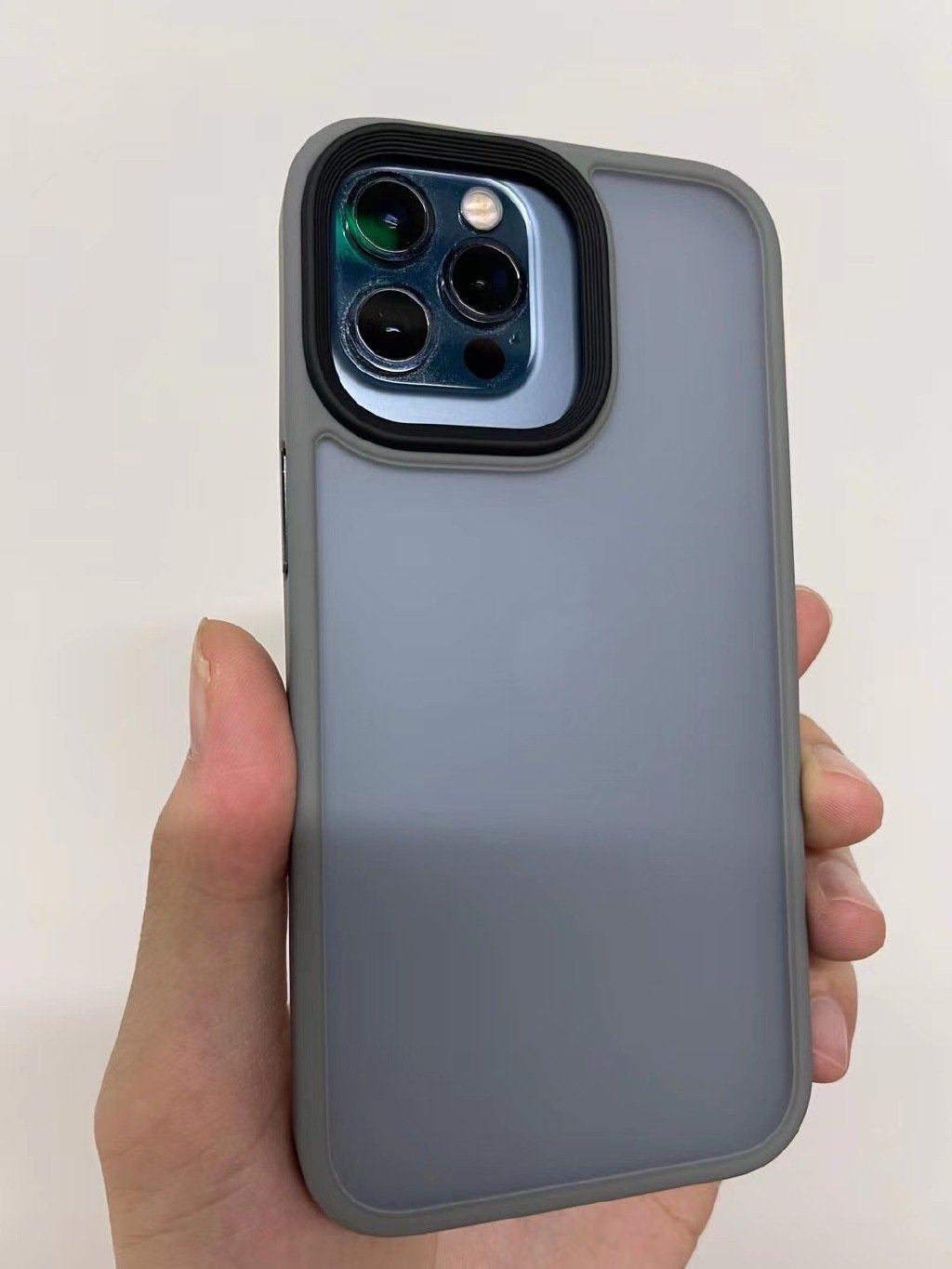 Alleged iPhone 13 Pro Case Has Cutout for Significantly Larger Camera Module [Images]
