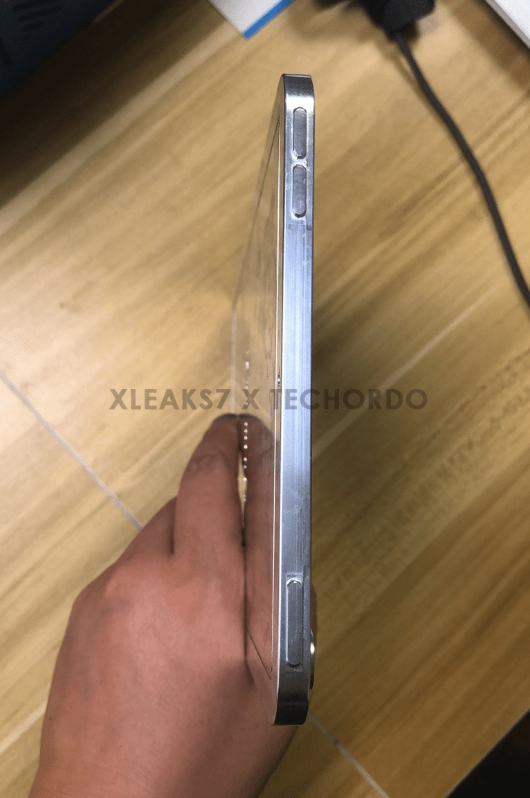 Aluminum Dummy Purportedly Reveals Design of New iPad Mini [Video]