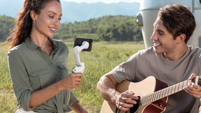 DJI OM 4 Smartphone Gimbal On Sale for $29 Off [Deal]