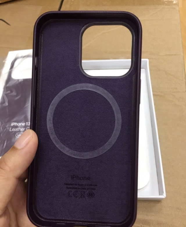 Images Purportedly Reveal New Case Colors for iPhone 13