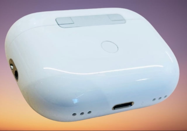 Photos of AirPods Pro 2 Allegedly Leaked