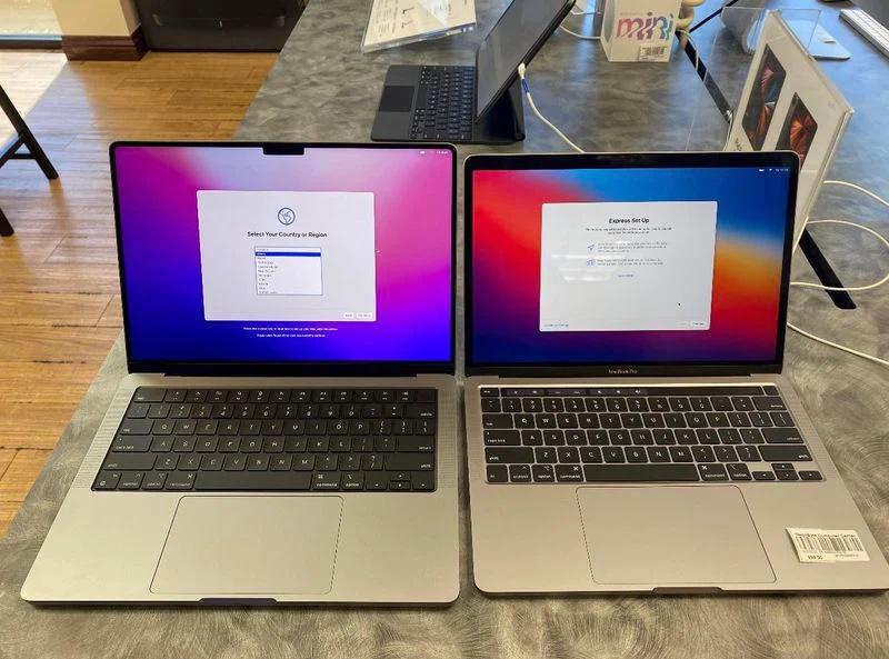 First Real World Look at New 14-inch MacBook Pro [Video]
