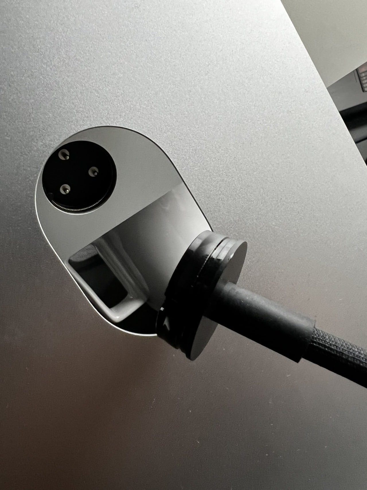 Check Out Apple's Studio Display Power Cable Removal Tool iClarified