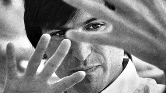 Steve Jobs &quot;Insisted on Concrete and Specific Demos&quot;