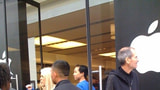 Few Notice Steve Jobs and Jonathan Ives at iPad Launch