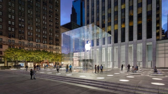 Man Attacked and Robbed After Buying 300 iPhones From Fifth Ave Apple Store