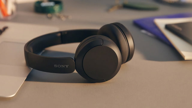 Sony Unveils New Over-Ear and On-Ear Headphones [Video]