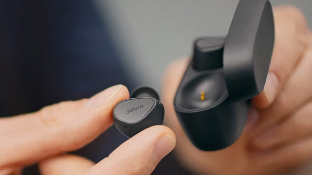 Jabra Launches New Elite 4 Wireless Earbuds