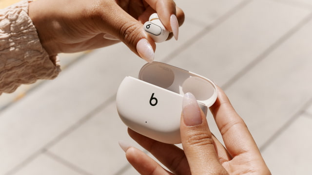 Apple Releases New &#039;Beats Studio Buds +&#039; Wireless Earbuds [Video]