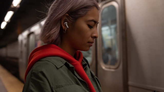 Apple to Transition AirPods Pro to USB-C Alongside iPhone 15 [Gurman]
