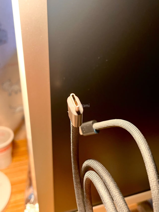 Apple May Sell Optional USB4 Gen2 Data Transfer Cable for iPhone 15 Pro [Rumor]