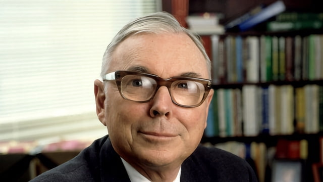 Tim Cook Posts Tribute to Berkshire Hathaway's Charlie Munger - Vimarsana News