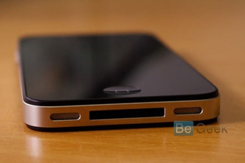 Prototype iPhone Now Running iPhone OS 4.0? [More Photos]