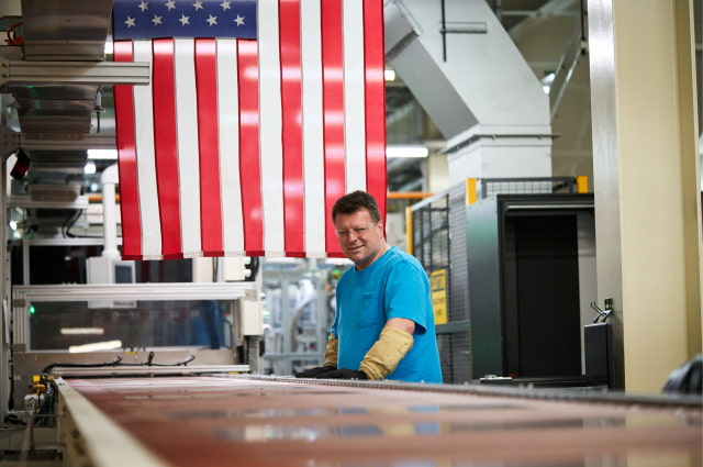 Apple Launches American Manufacturing Program, Boosts U.S. Investment to $600 Billion