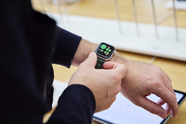 Apple Shares Photos From iPhone 17 Launch Day at Stores Worldwide [Gallery]