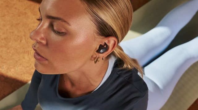 Apple Launches New Beats Powerbeats Fit Earbuds With Flexible Wingtip, Smaller Case