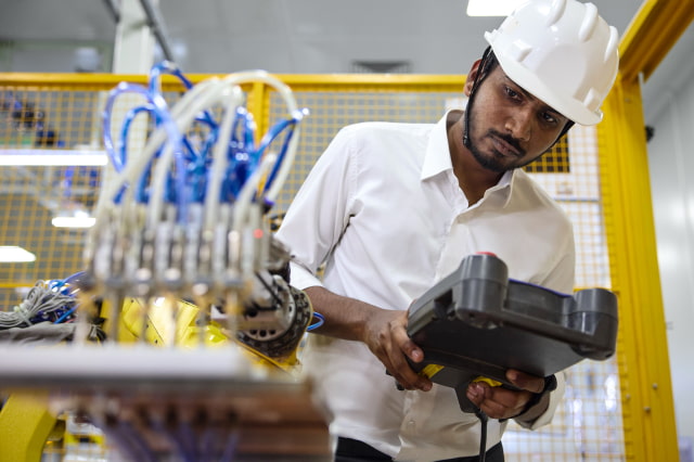 Apple Expands Supplier Training in India With New Education Hub