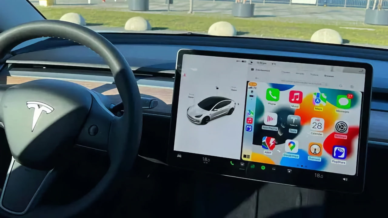 Tesla отложила внедрение Apple CarPlay из-за конфликта навигации с iOS 26 [Отчет]