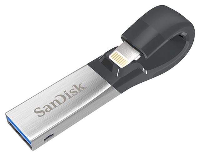SanDisk iXpand Flash Drive - 32GB