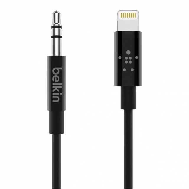 Belkin 3.5 mm Audio Cable With Lightning Connector (6 Feet)