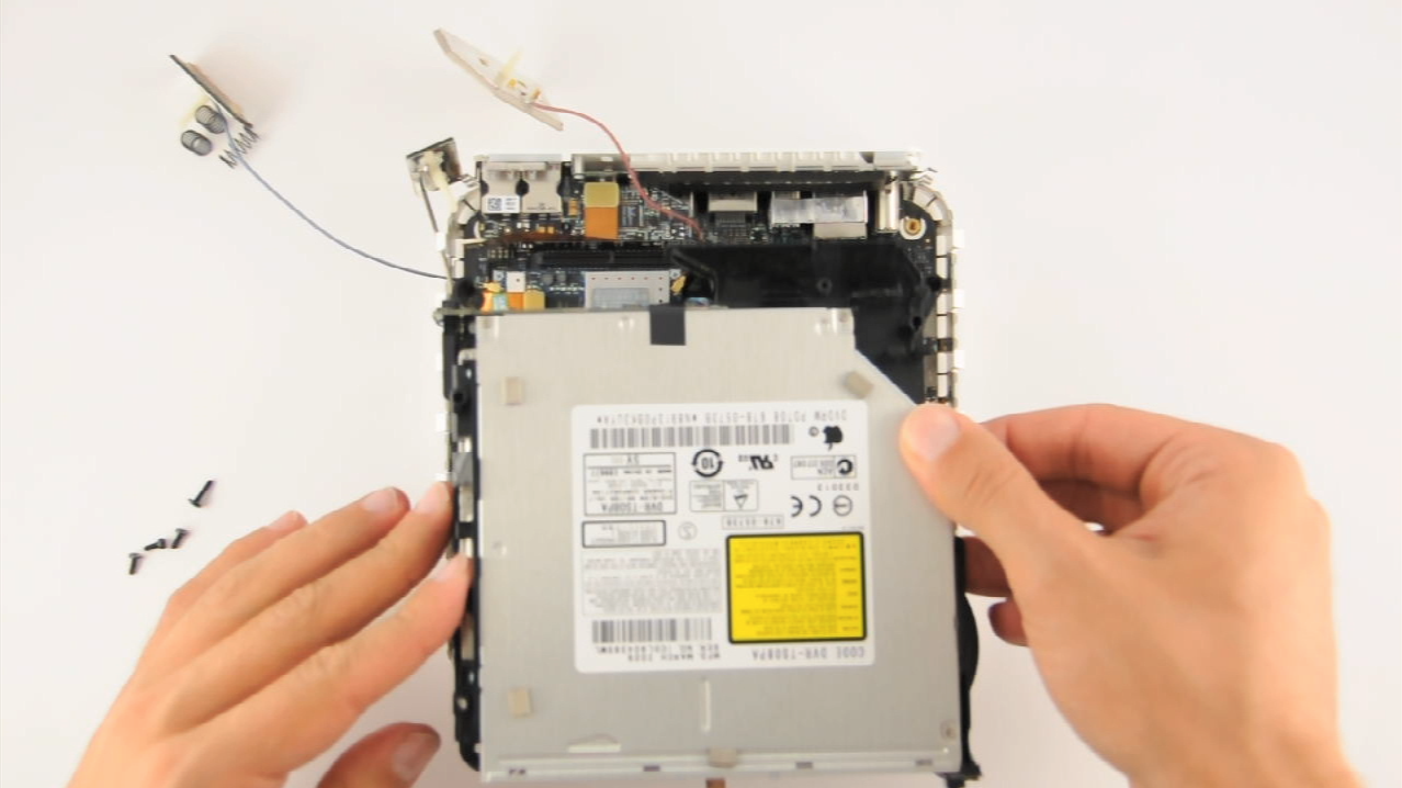 How to Upgrade the Hard Drive in Your 2009 Mac Mini