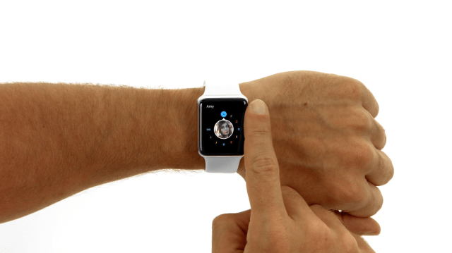 How to Send Your Heartbeat From the Apple Watch [Video]