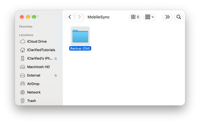 The MobileSync folder holding one folder, Backup (Old)